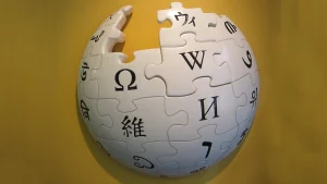 ويكيبيديا تشدد قيودها على استخدام الذكاء الاصطناعي لحماية مصداقية المحتوى