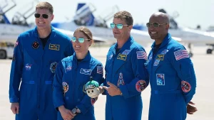 عطل في “أوتلوك” يربك طاقم “أرتميس 2” في الفضاء.. والمهمة تواصل مسيرتها نحو القمر